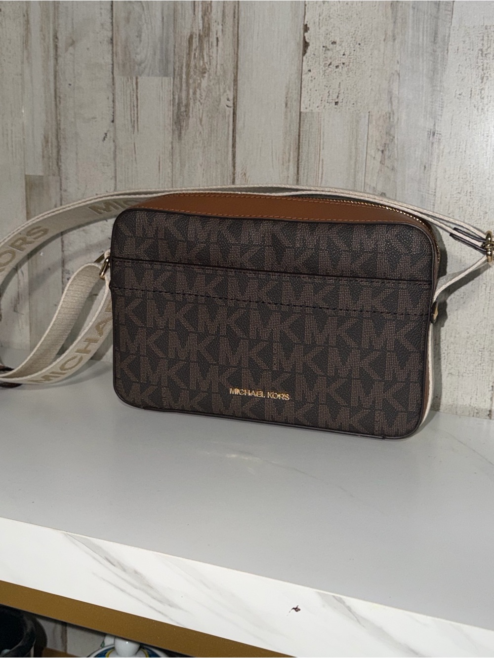 Michael Kors Jet Set Logo Medium Camera Crossbody Bag Brown